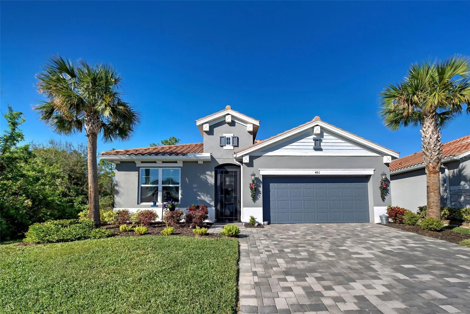 451 DAYLILY BLVD