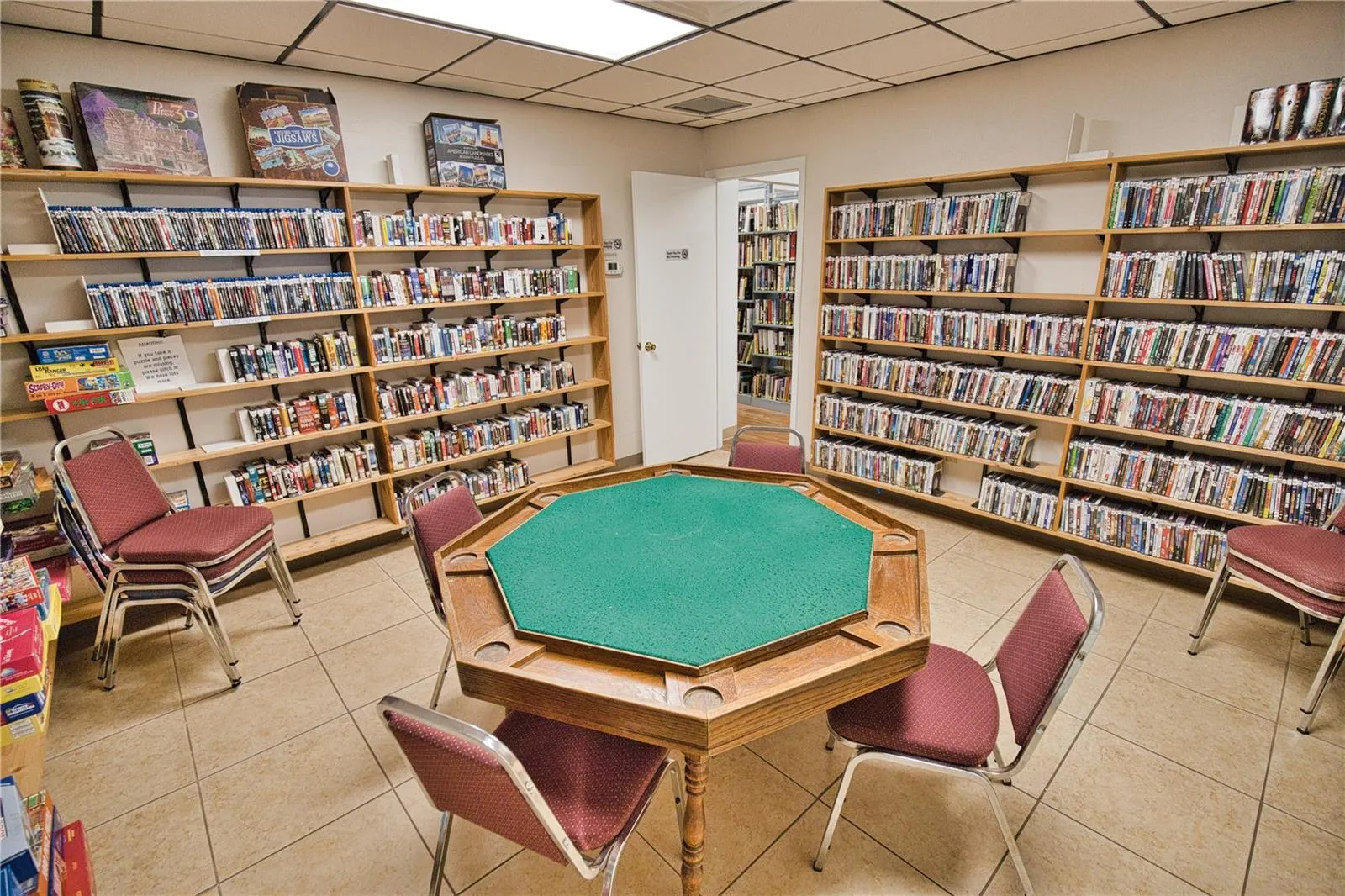 517 LA PLAYA CIR