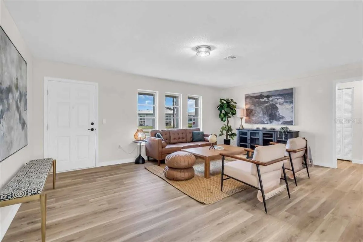 162 CIRCLEWOOD DR #C2-7, #C2-7