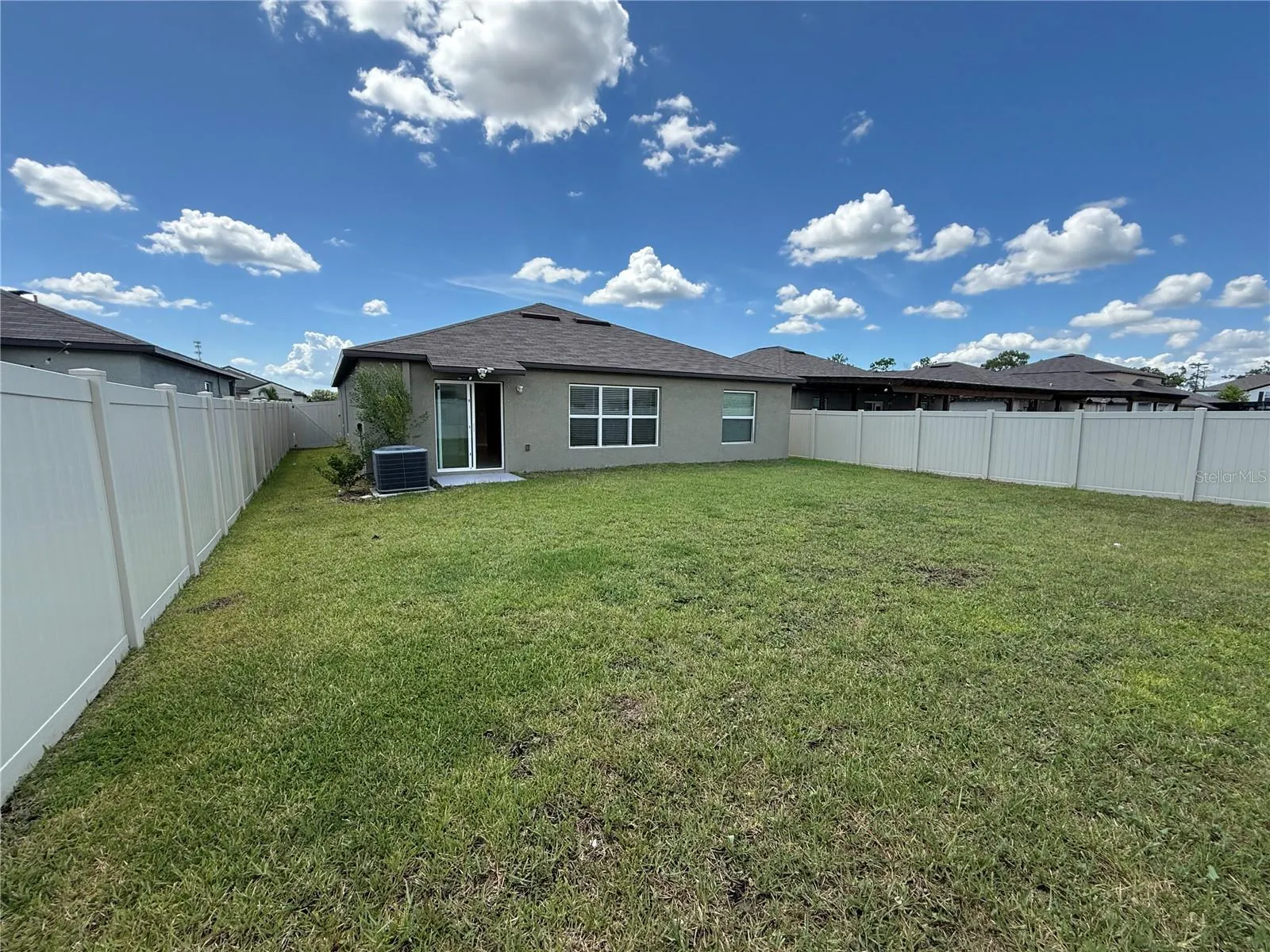 15427 MILLER CREEK DR