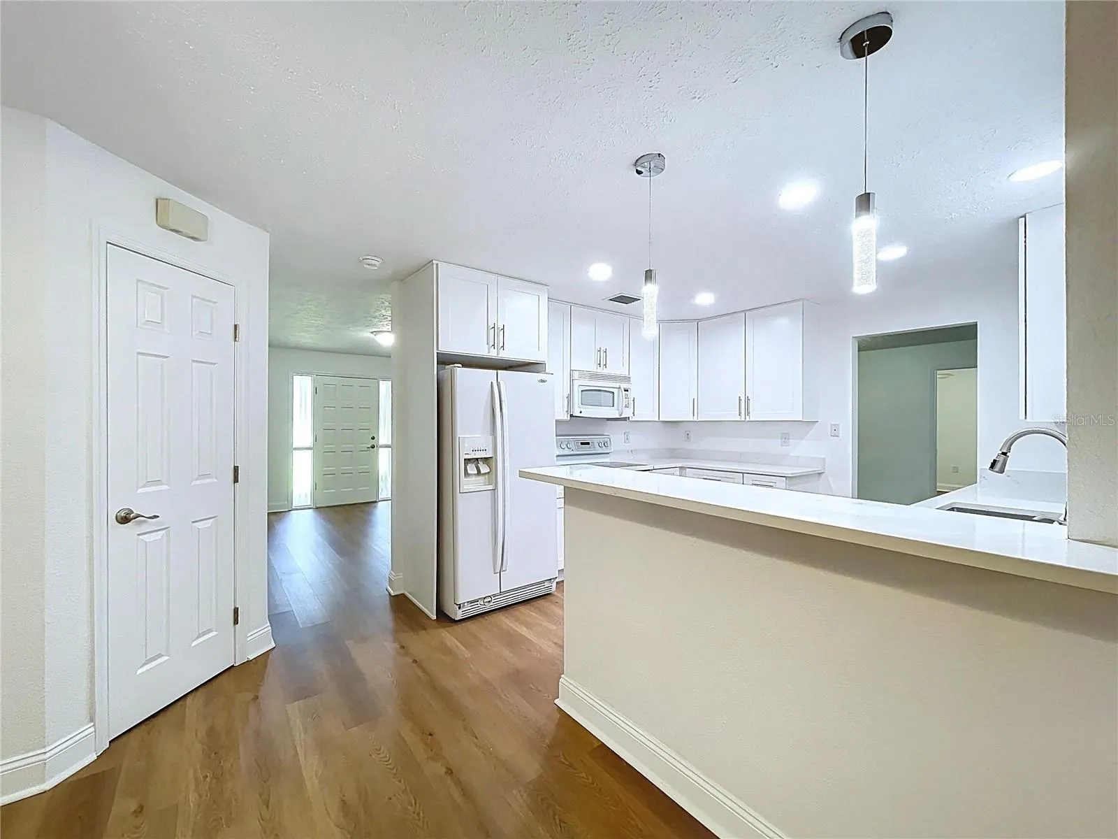1405 KNIGHTS GRIFFIN RD