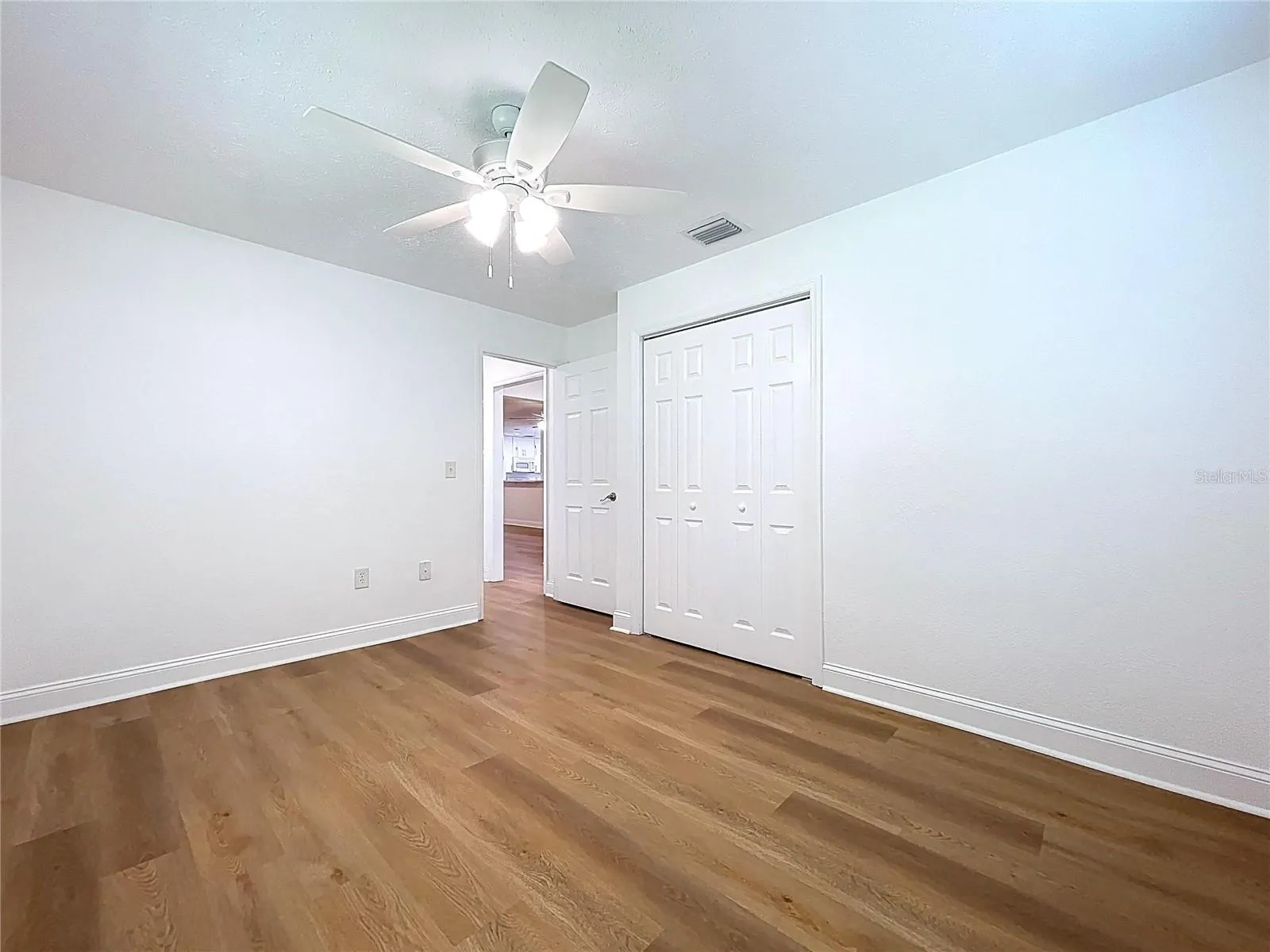 1405 KNIGHTS GRIFFIN RD