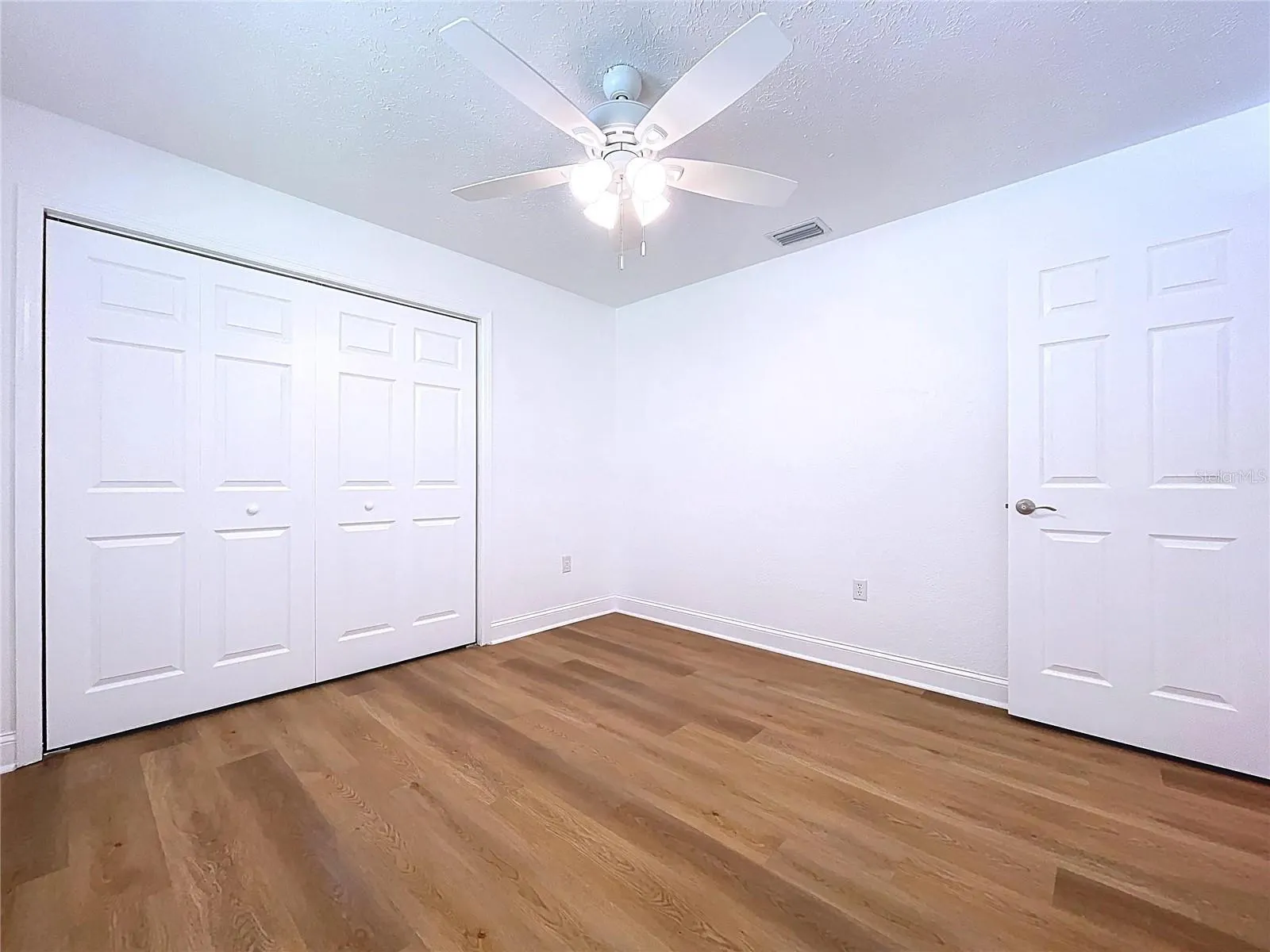 1405 KNIGHTS GRIFFIN RD
