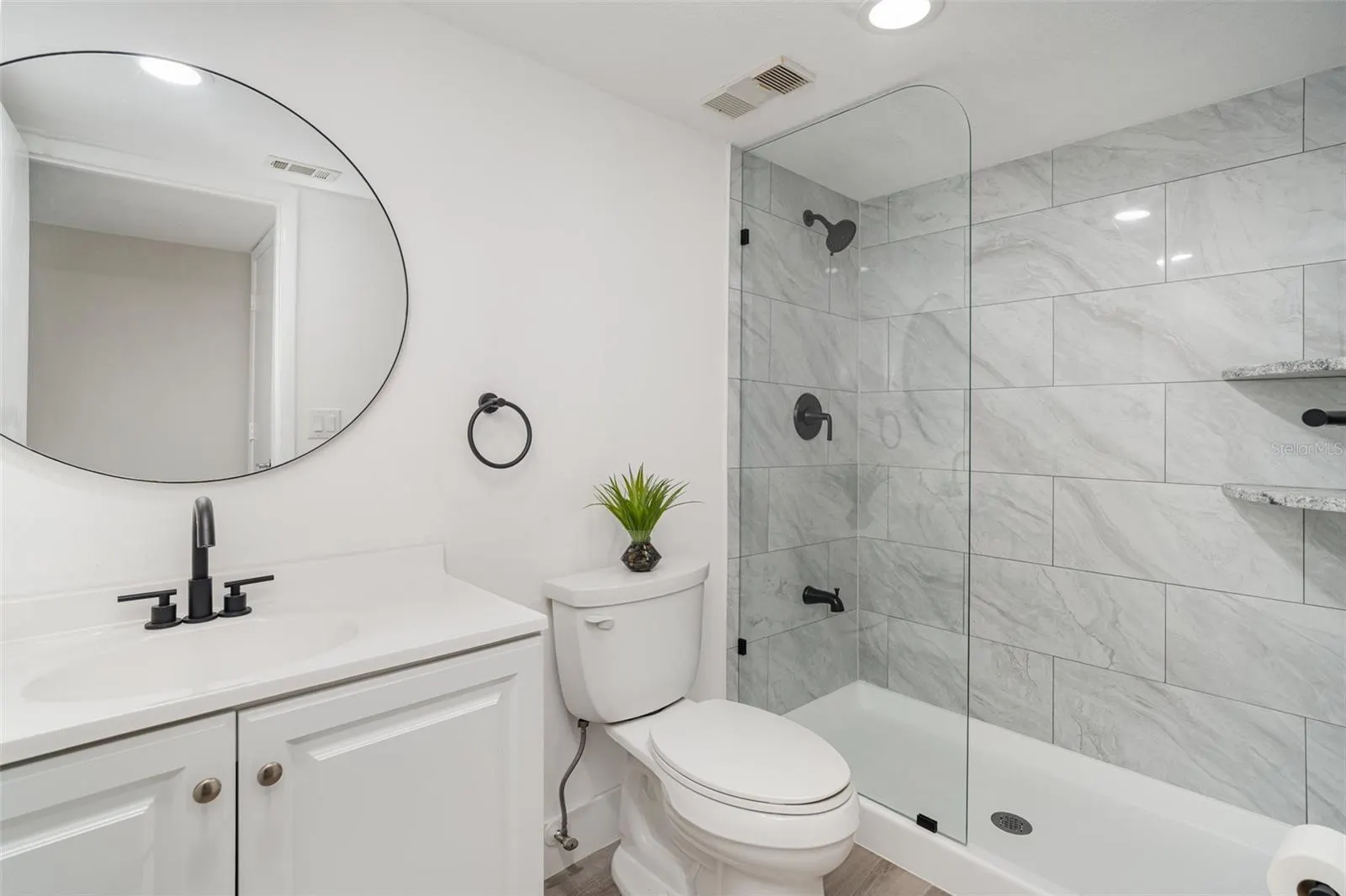 425 30TH AVE W #C201, #C201