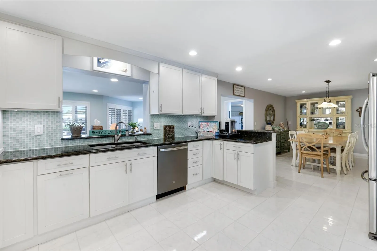 5237 DEL PRADO BLVD S