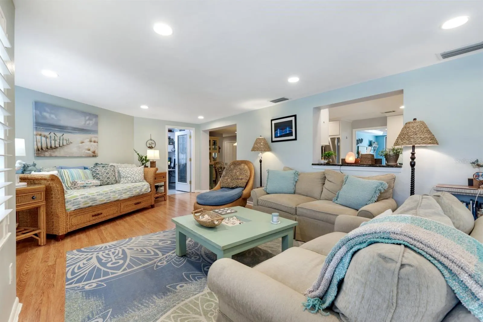 5237 DEL PRADO BLVD S