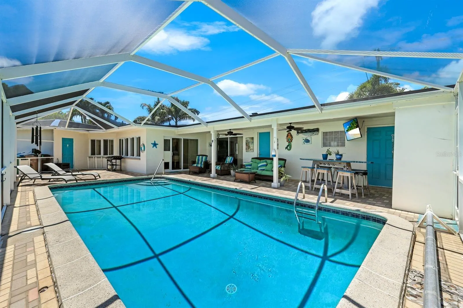 5237 DEL PRADO BLVD S