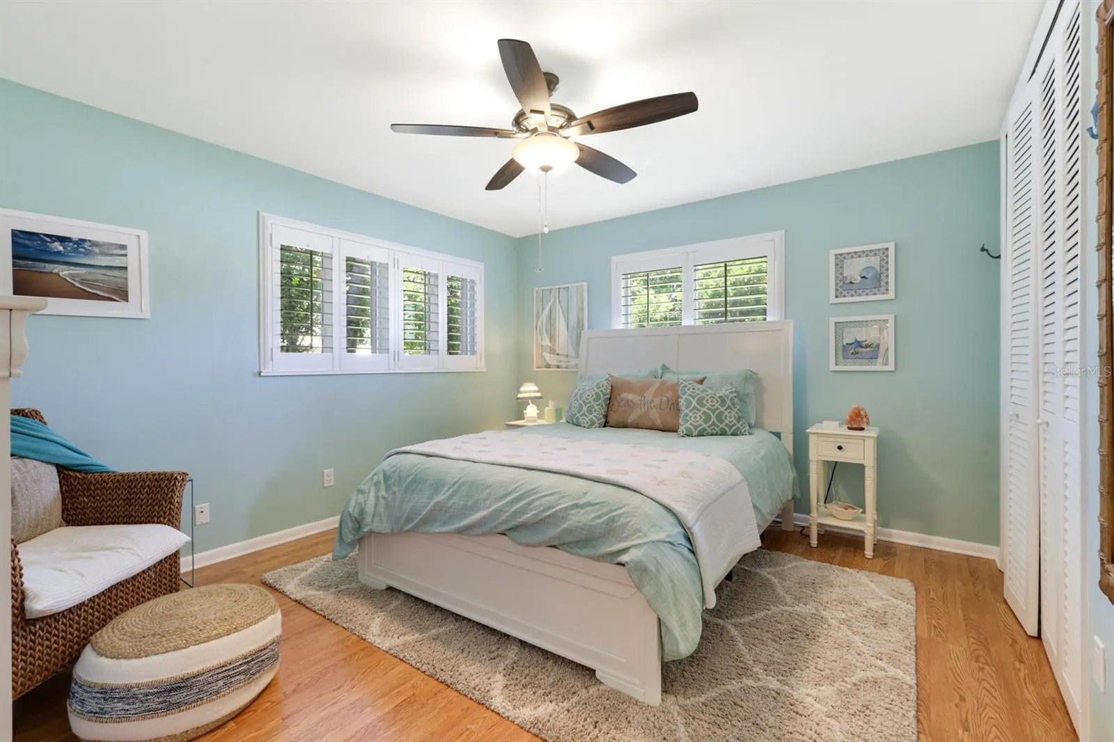 5237 DEL PRADO BLVD S
