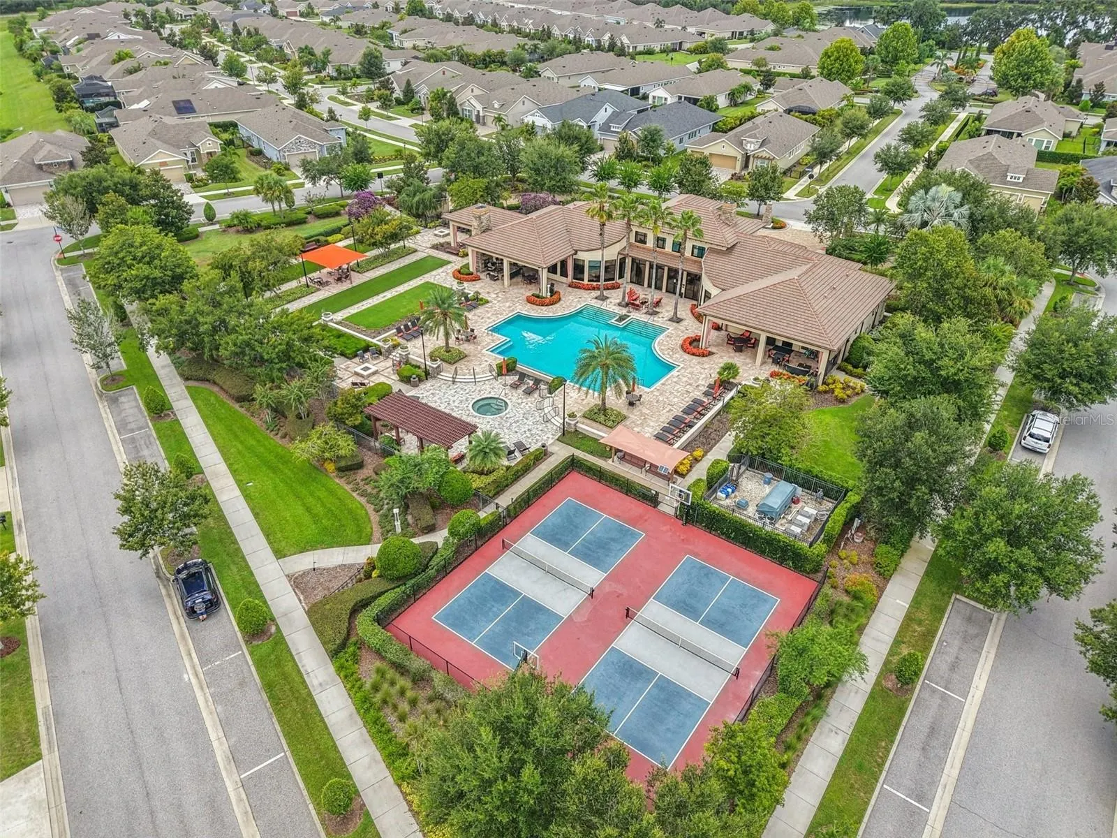 13890 KINGFISHER GLEN DR