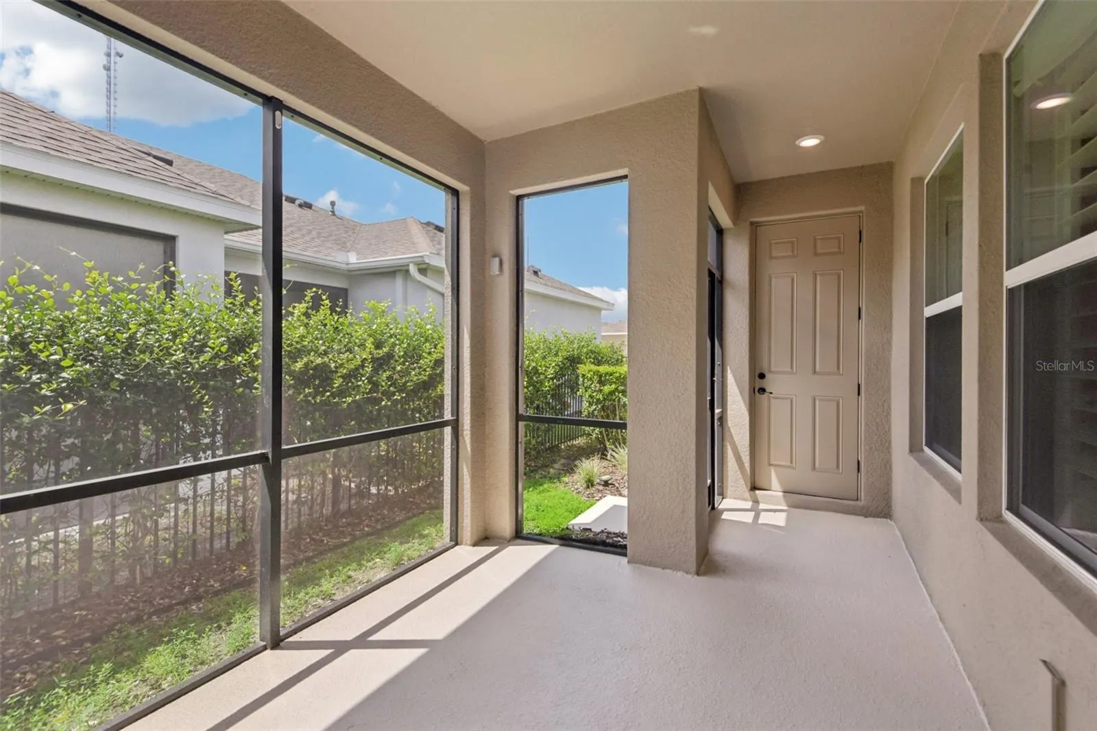 13890 KINGFISHER GLEN DR