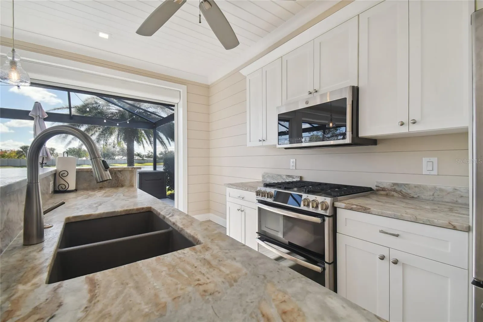 8151 SW SAND CRANE CIR