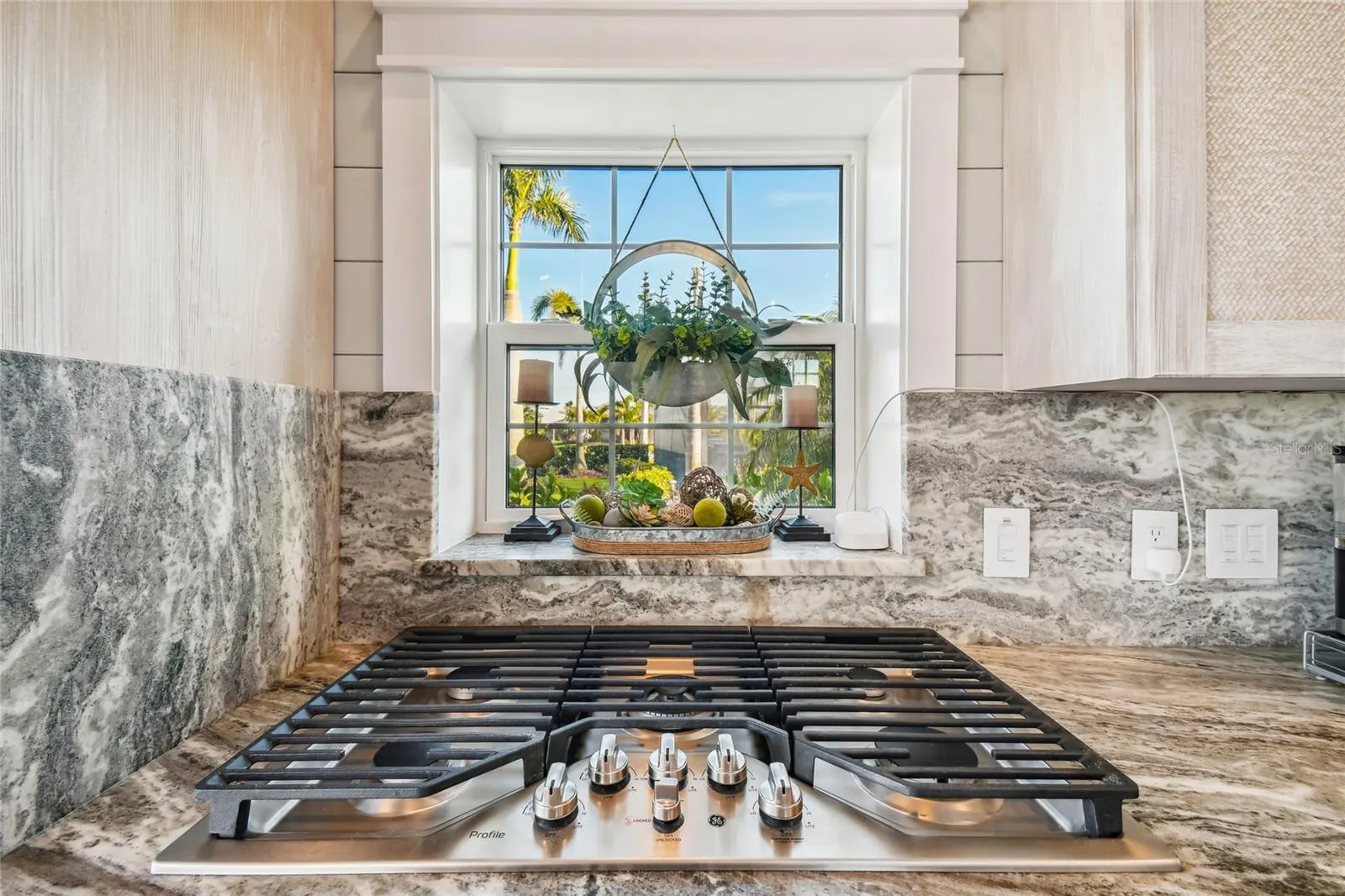 8275 SW SAND CRANE CIR