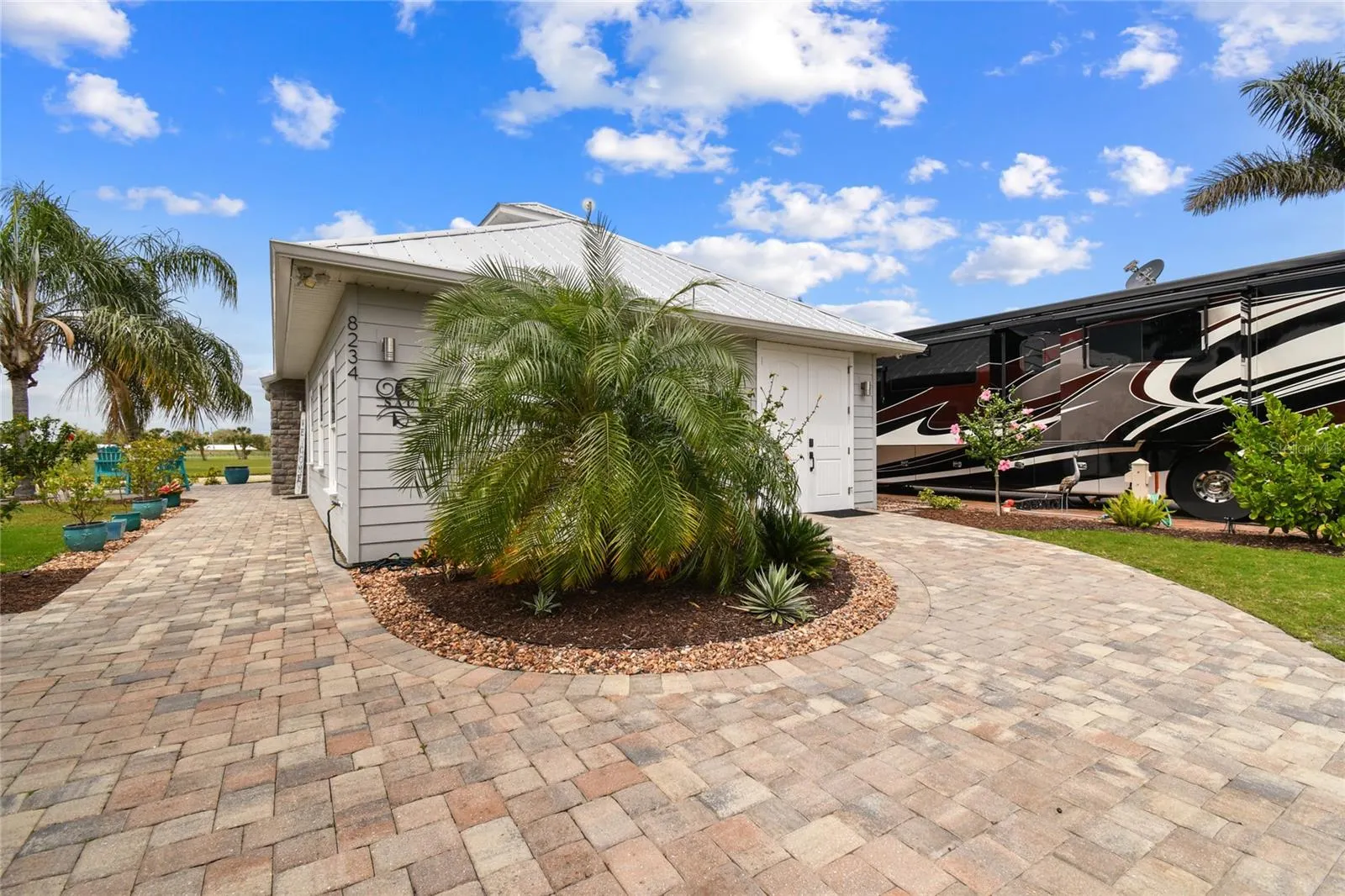 8234 SW SAND CRANE CIR