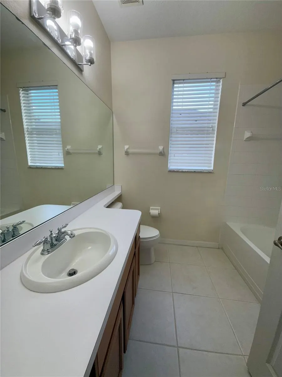 11450 CALLAWAY POND DR