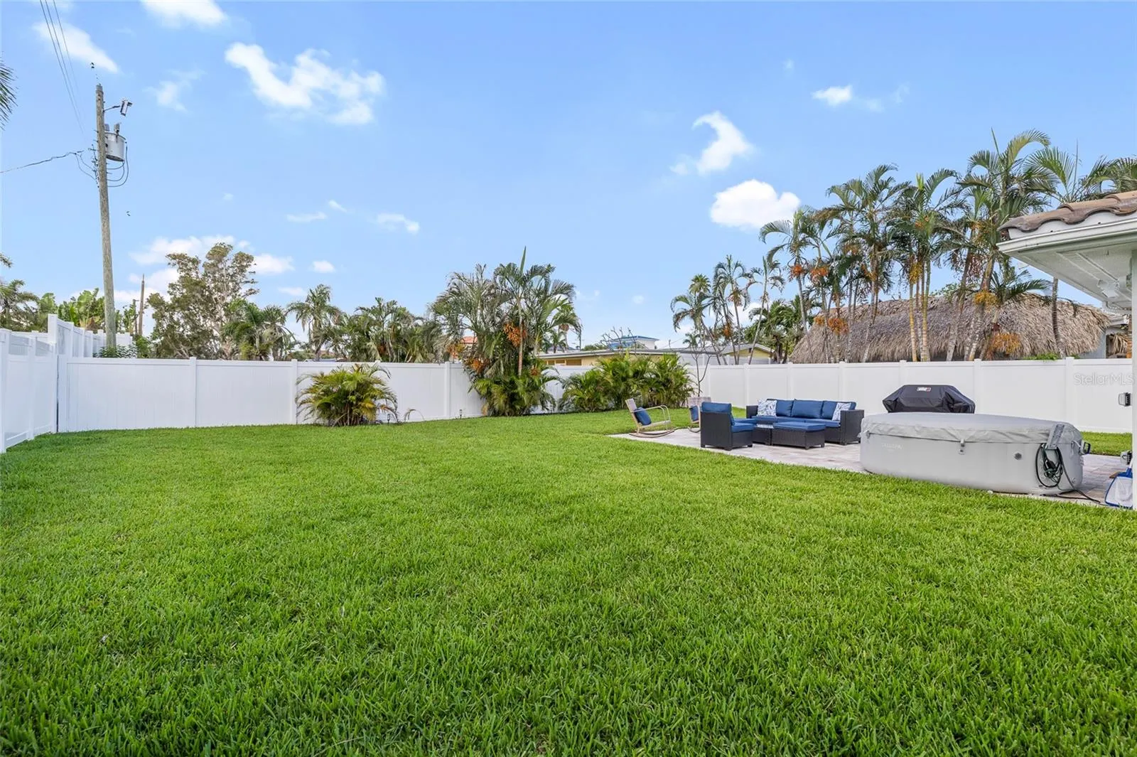 987 BOCA CIEGA ISLE DR