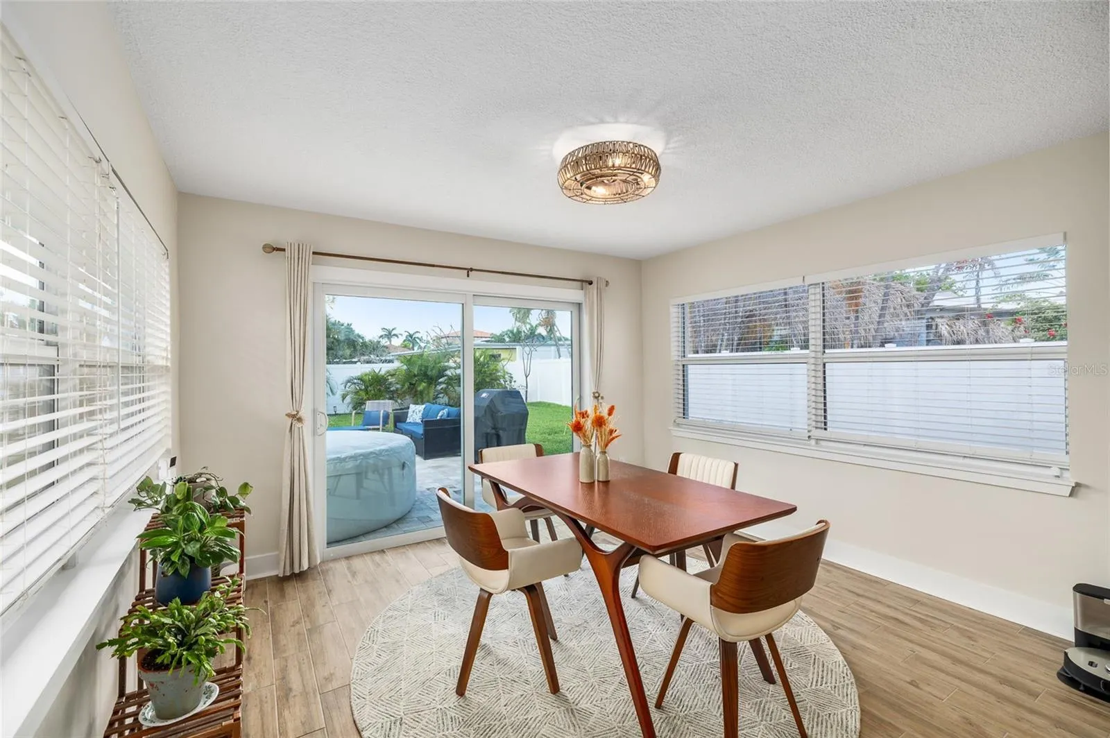 987 BOCA CIEGA ISLE DR