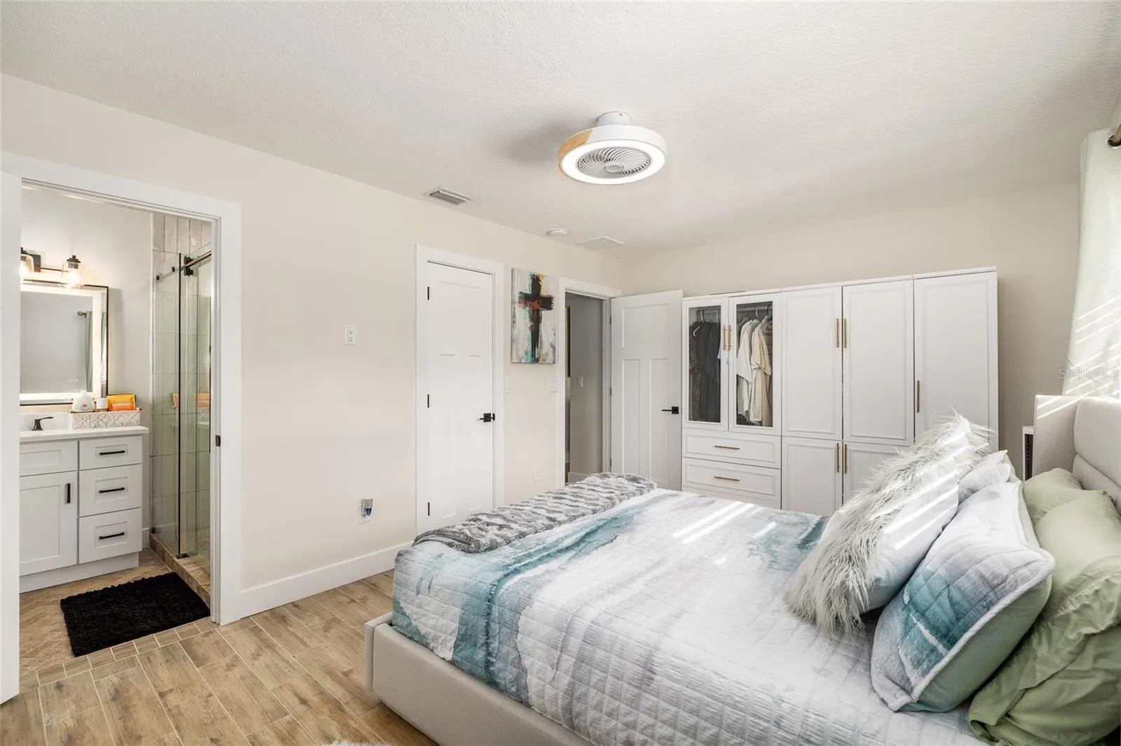 987 BOCA CIEGA ISLE DR