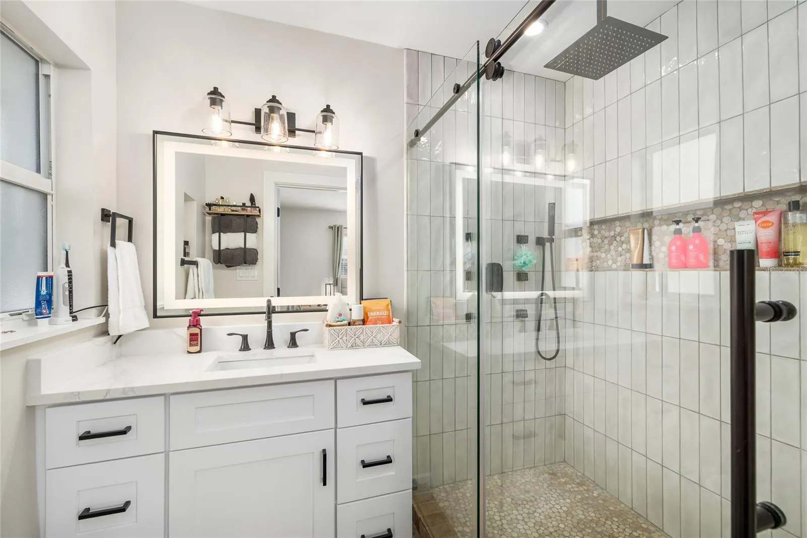 987 BOCA CIEGA ISLE DR