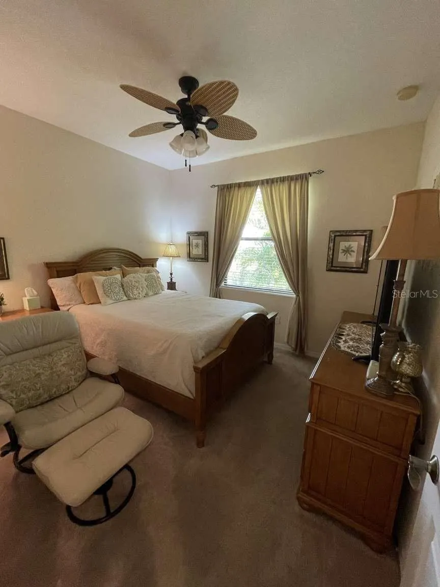 24416 LAKEVIEW PL