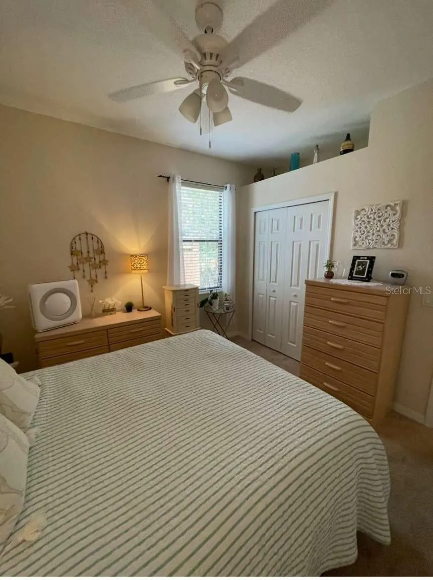 24416 LAKEVIEW PL