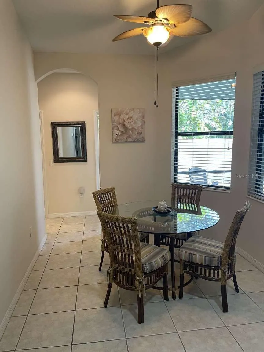 24416 LAKEVIEW PL