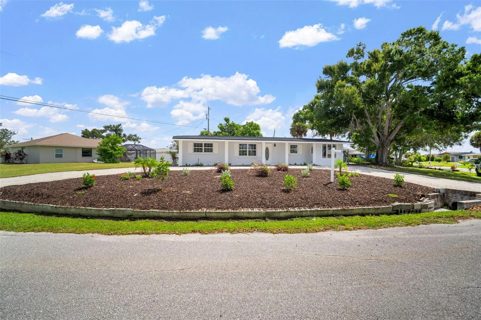 405 W SHADE DR