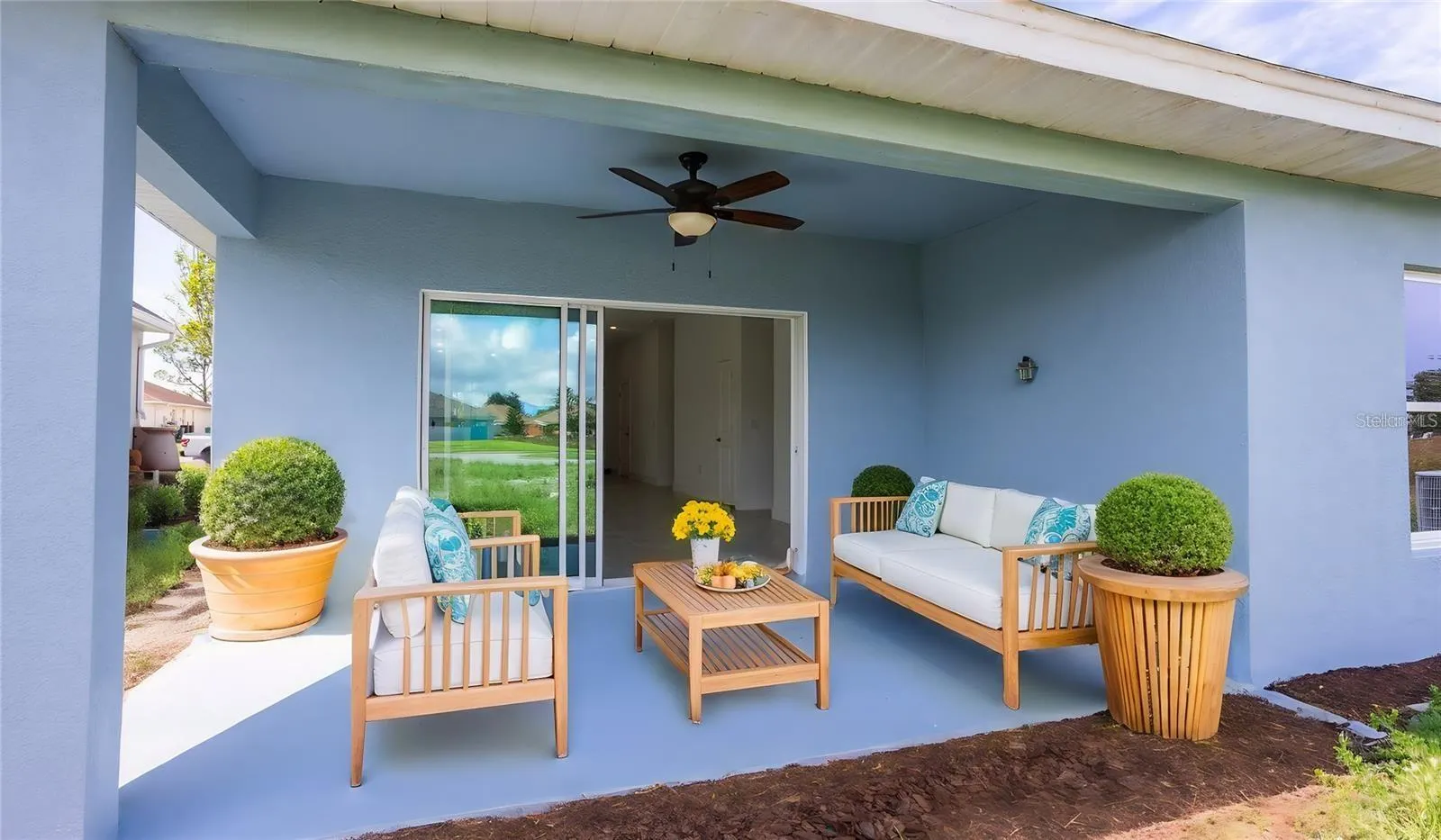 605 ROSE APPLE CIR