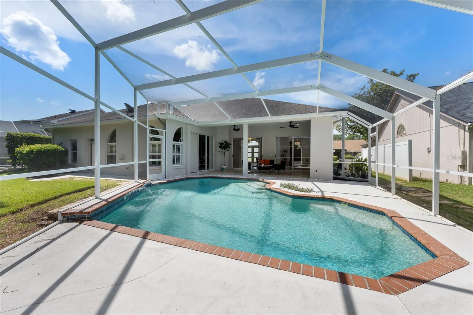 5609 PINEY LANE DR