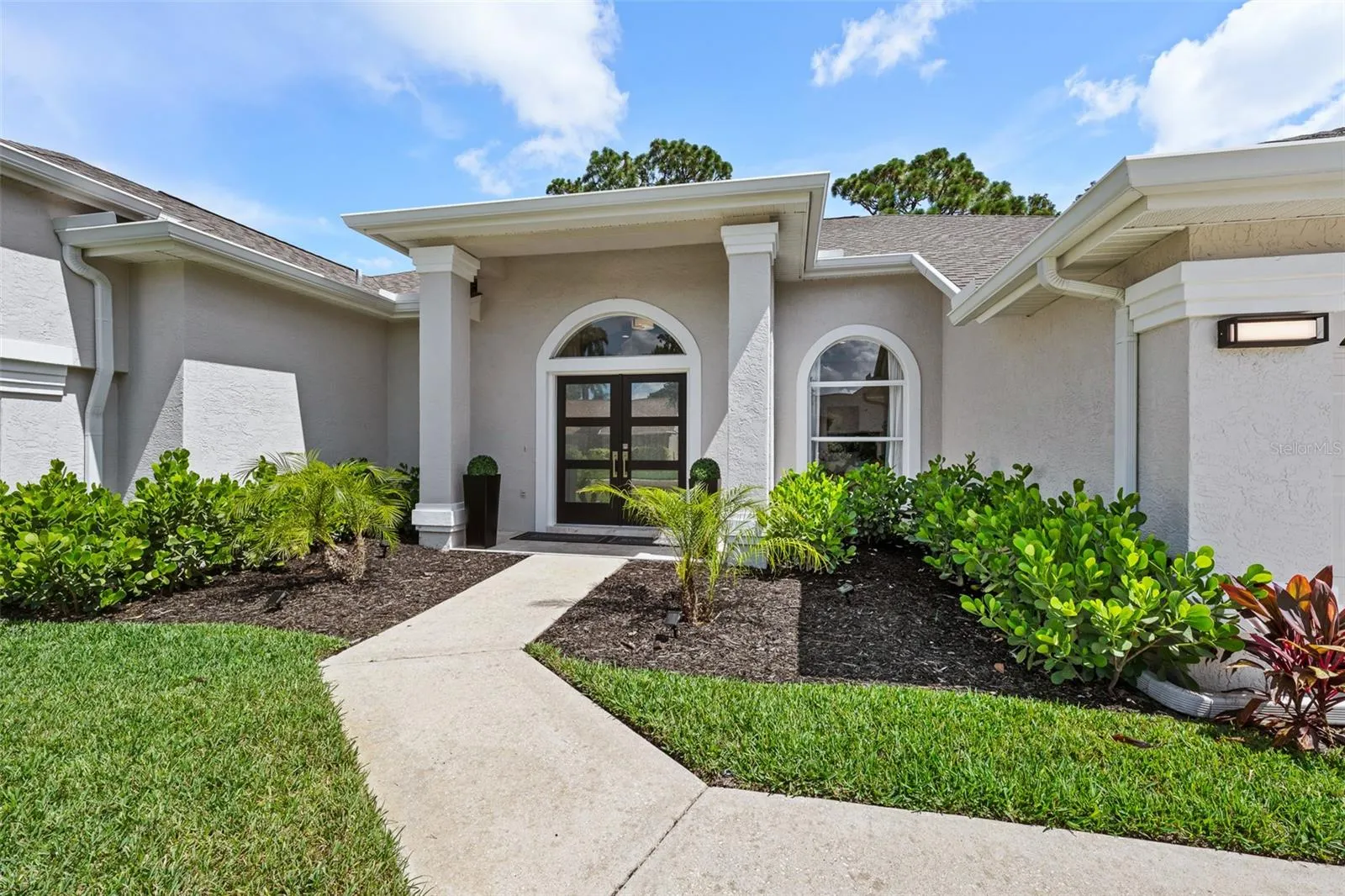 5609 PINEY LANE DR