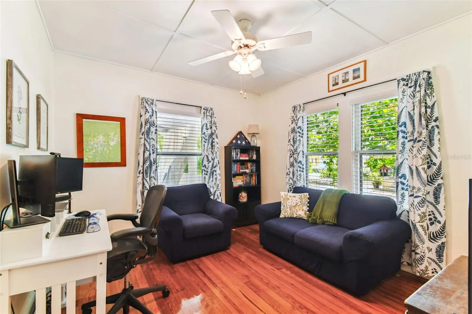 308 E CLIFTON ST