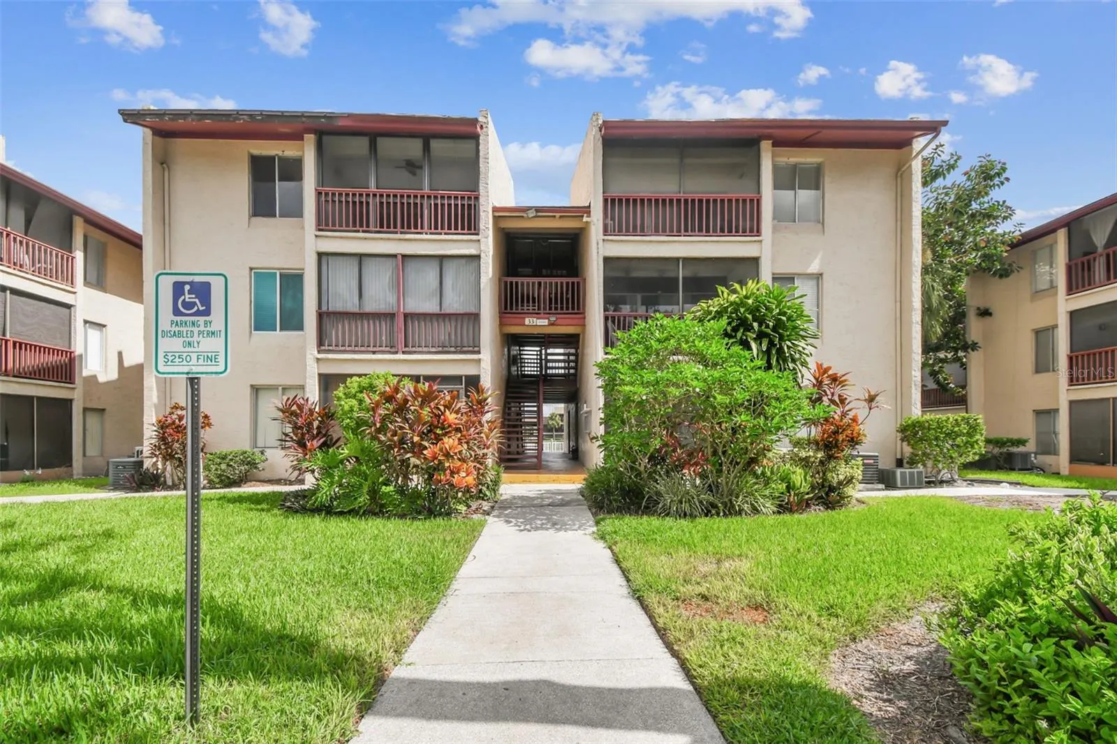 3849 S LAKE DR #184, #184