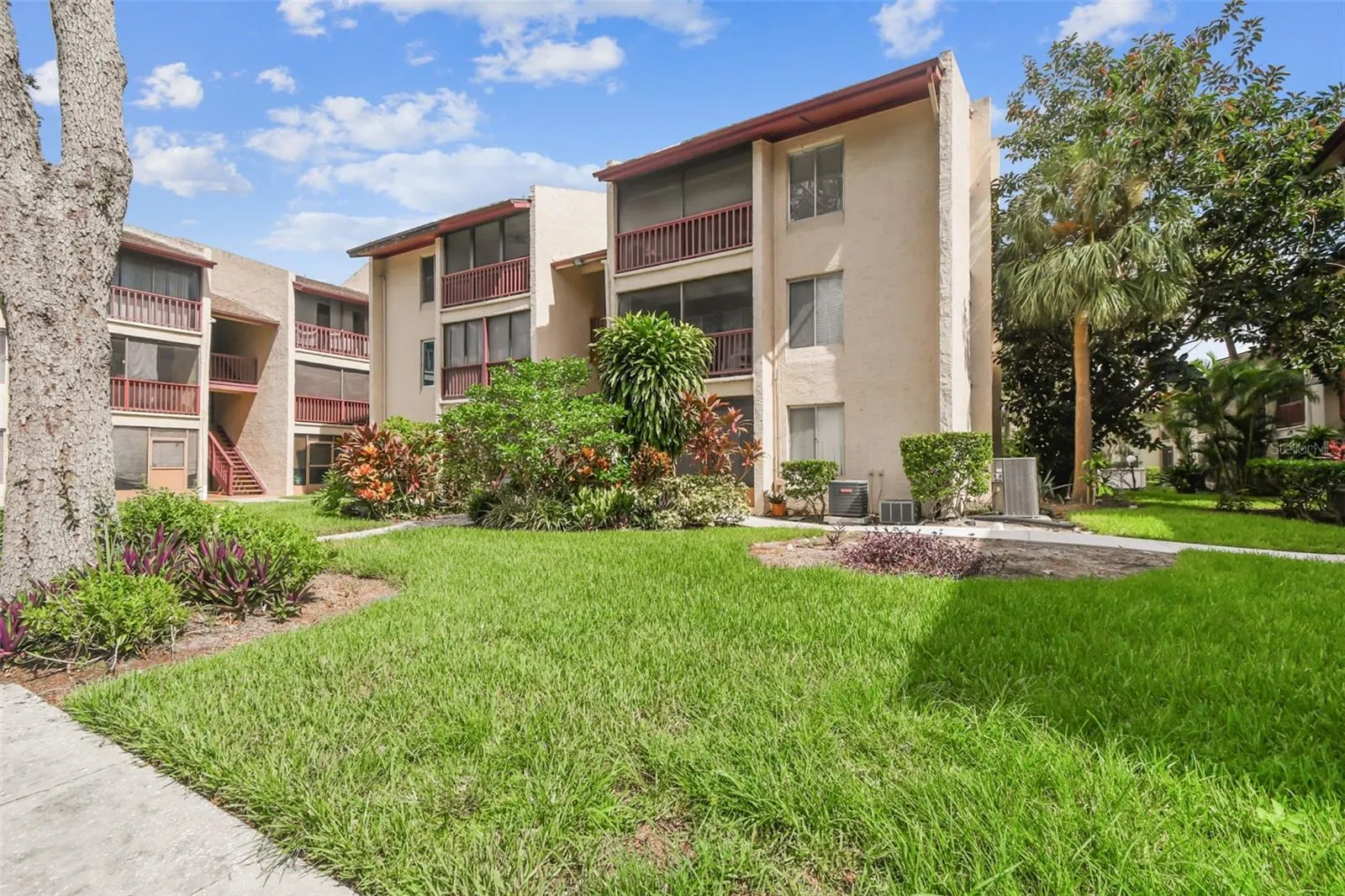 3849 S LAKE DR #184, #184