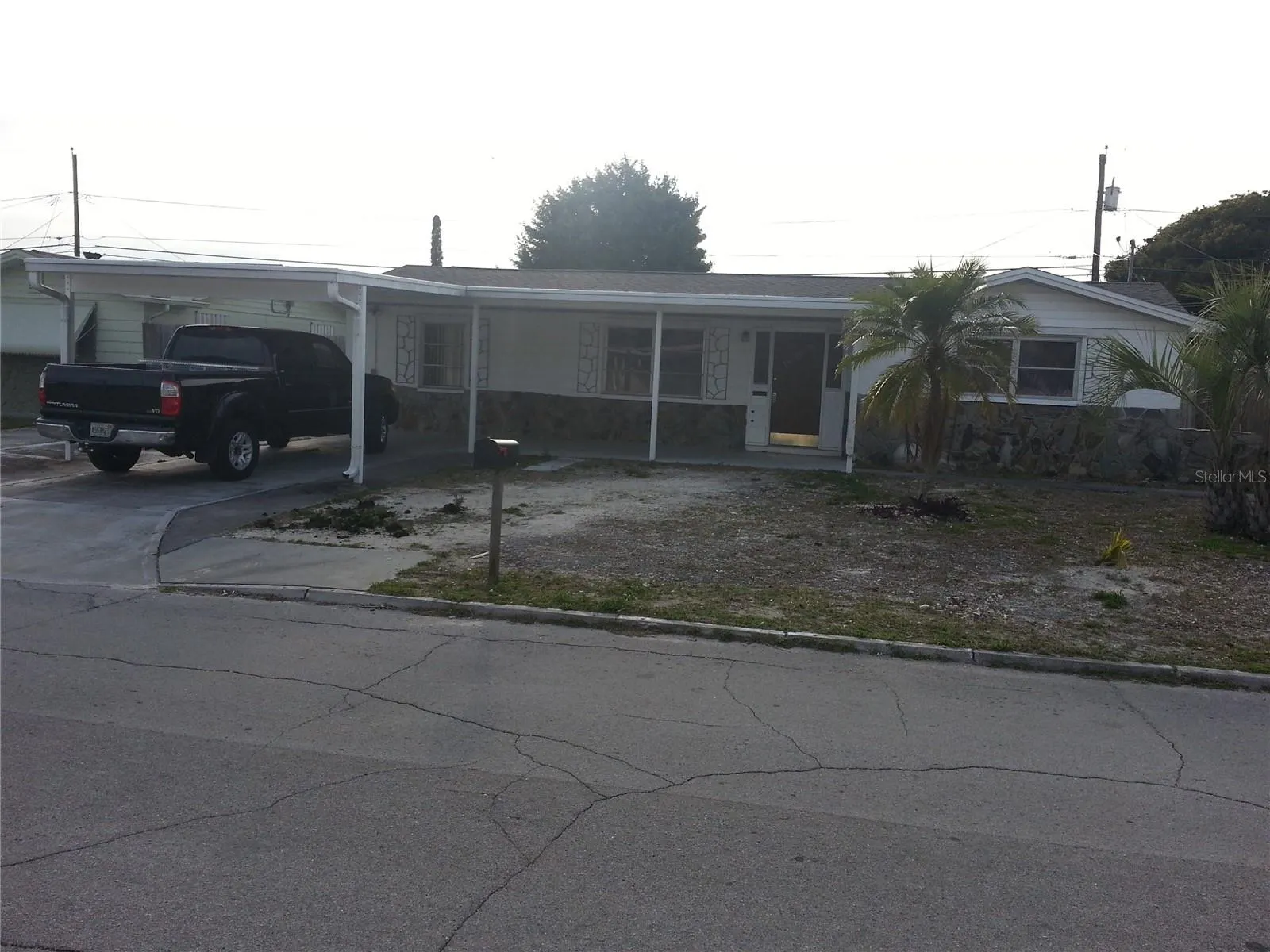 3535 CANTRELL ST
