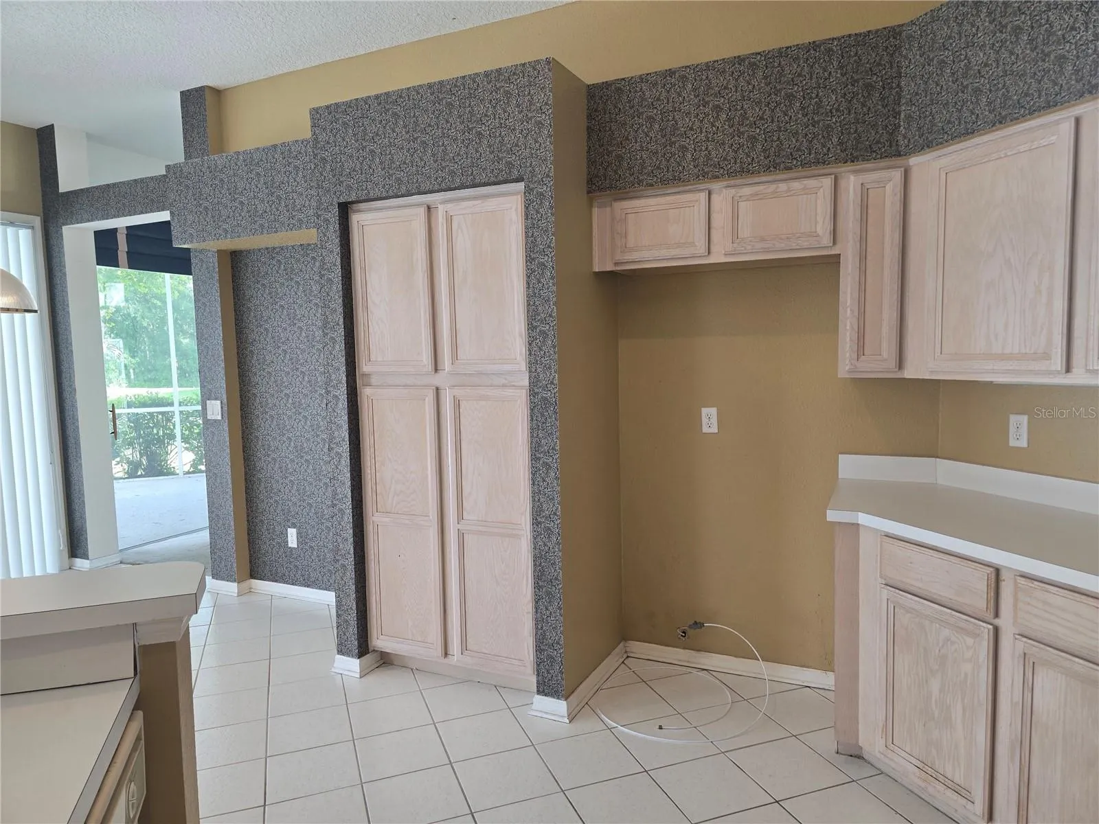 13417 IOLA DR