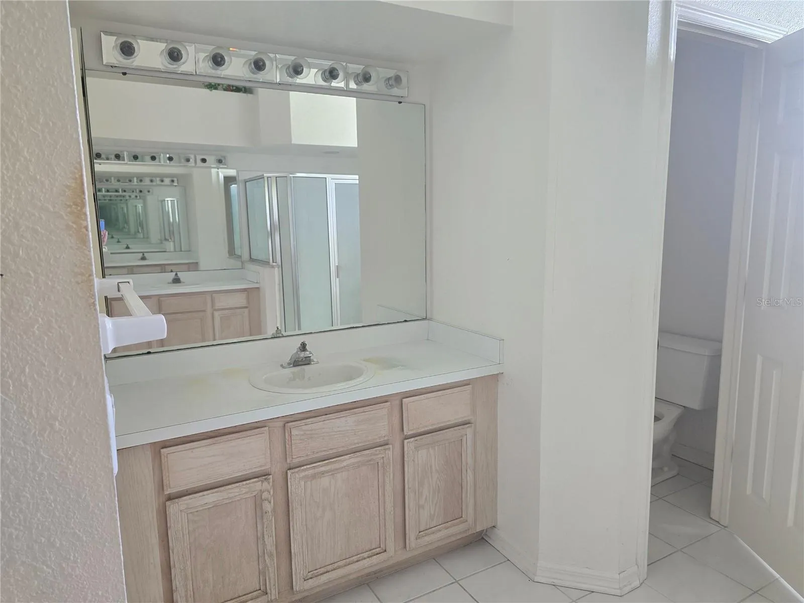 13417 IOLA DR