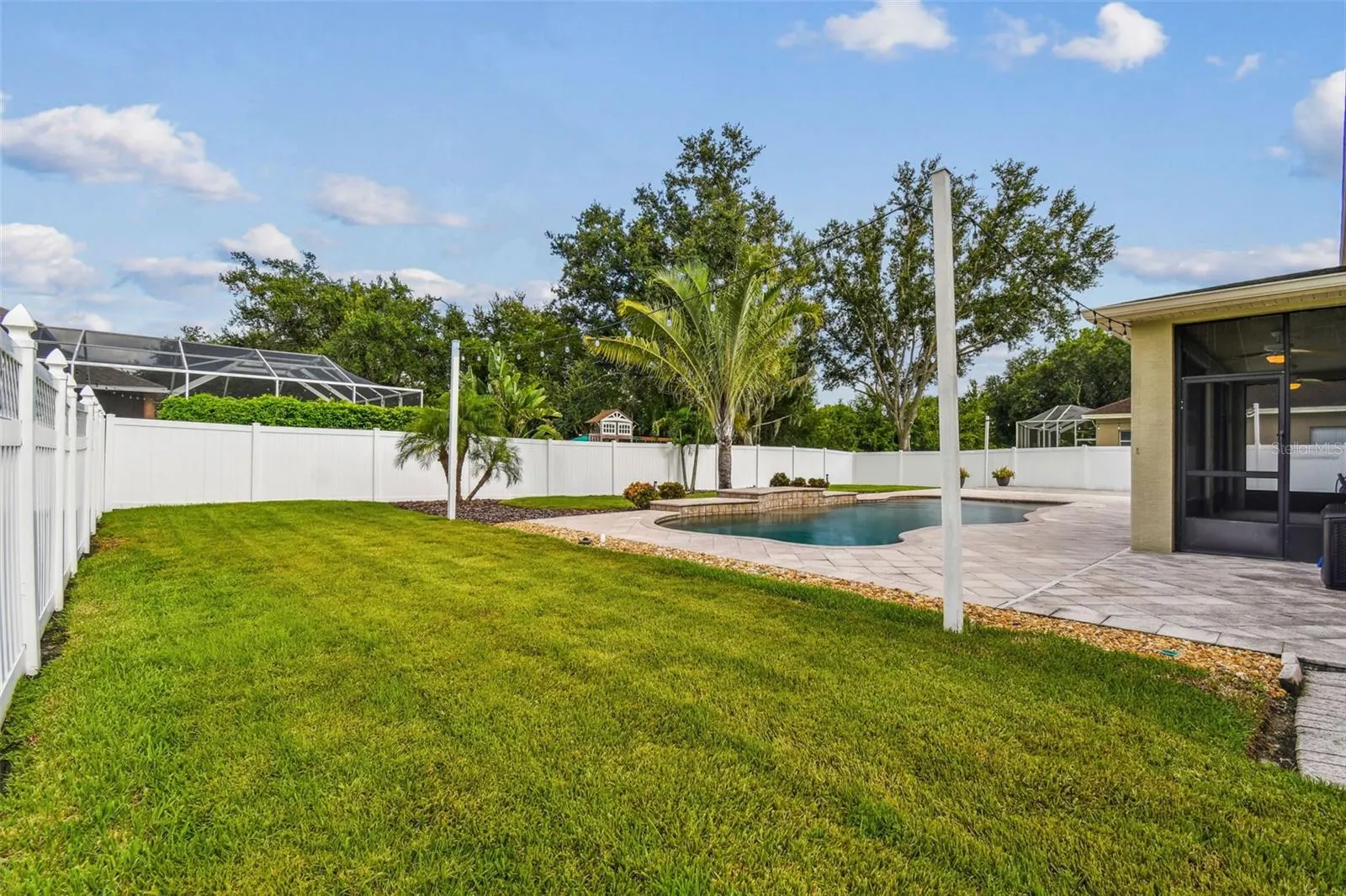 19107 MANDARIN GROVE PL