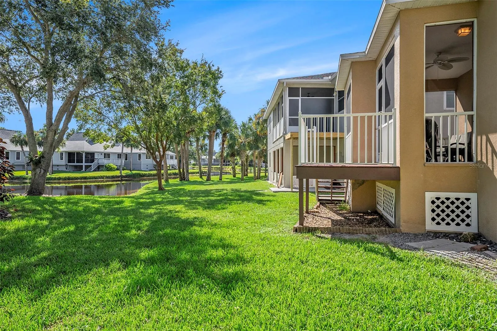 1001 SPOONTAIL CT