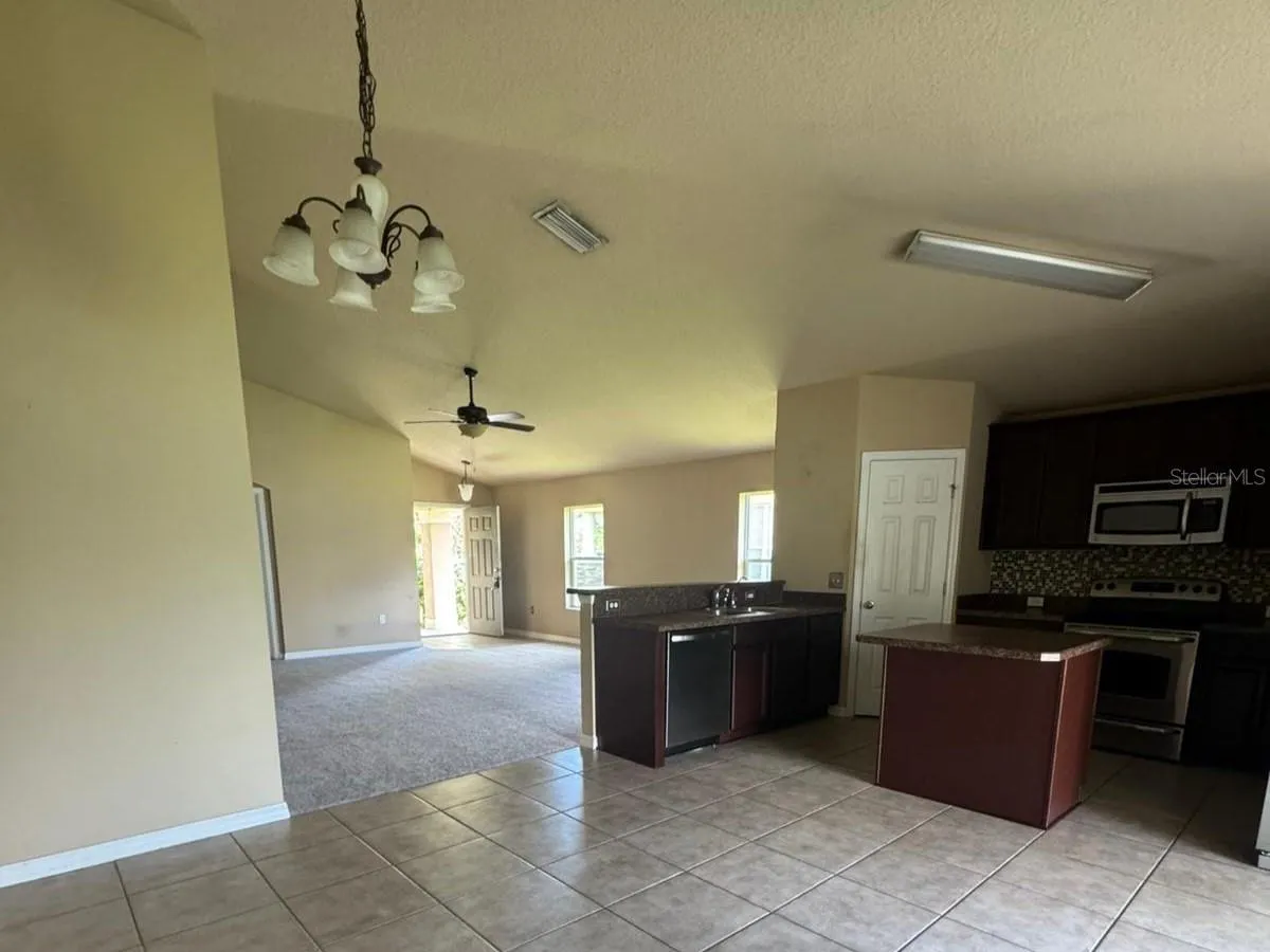 391 MICHIGAN ESTATES CIR