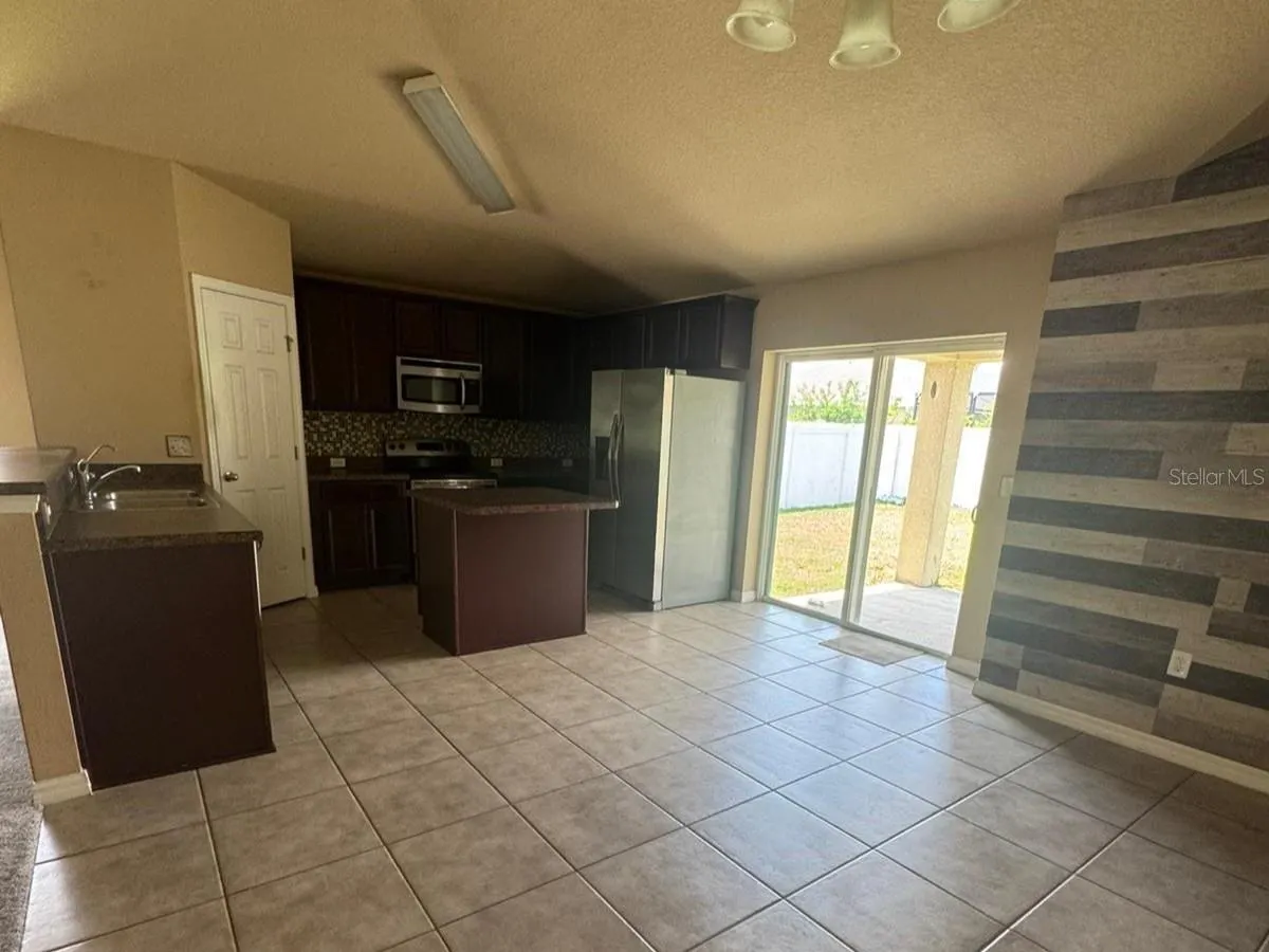 391 MICHIGAN ESTATES CIR