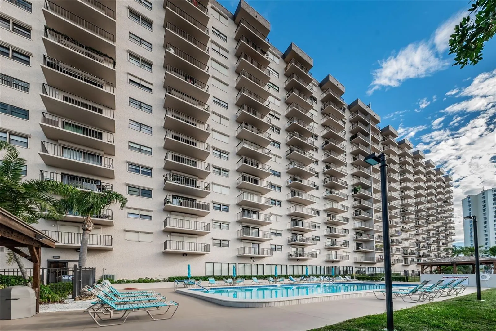 7050 SUNSET DR S #415, #415