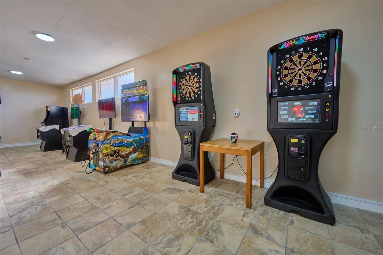 311 HIBISCUS DR