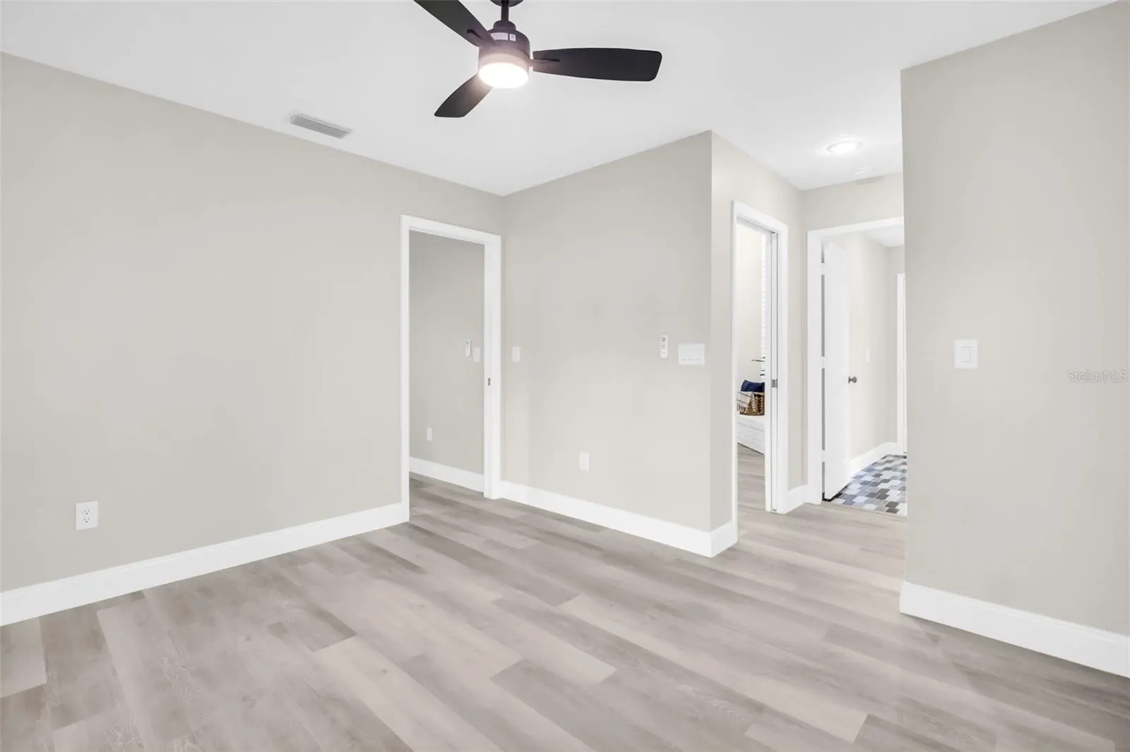 2830 RESNIK CIR W