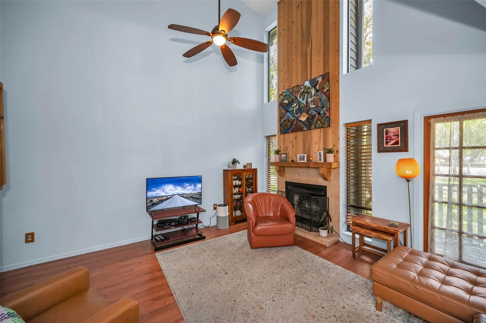 2002 ARBOR DR