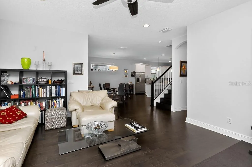 4111 W OBISPO ST