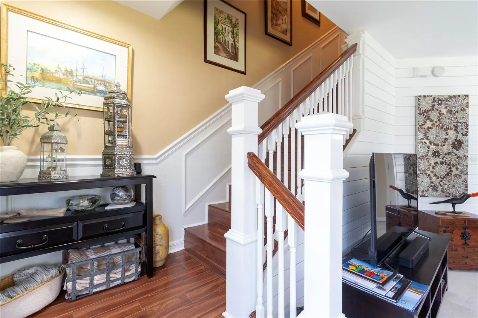 737 KENSINGTON LAKE CIR