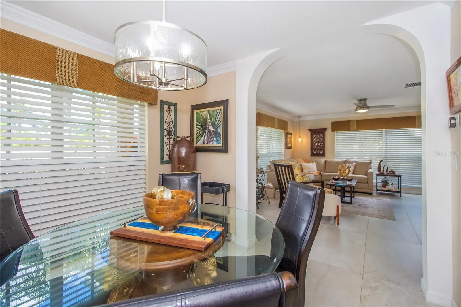 737 KENSINGTON LAKE CIR