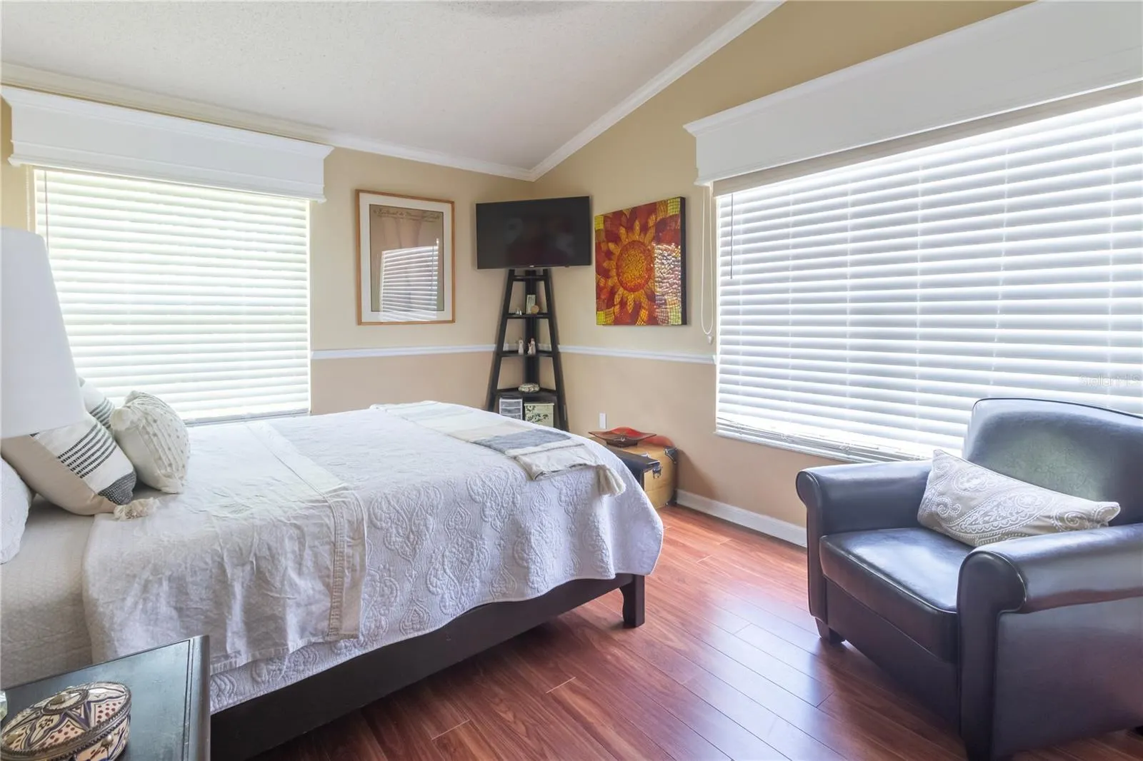 737 KENSINGTON LAKE CIR