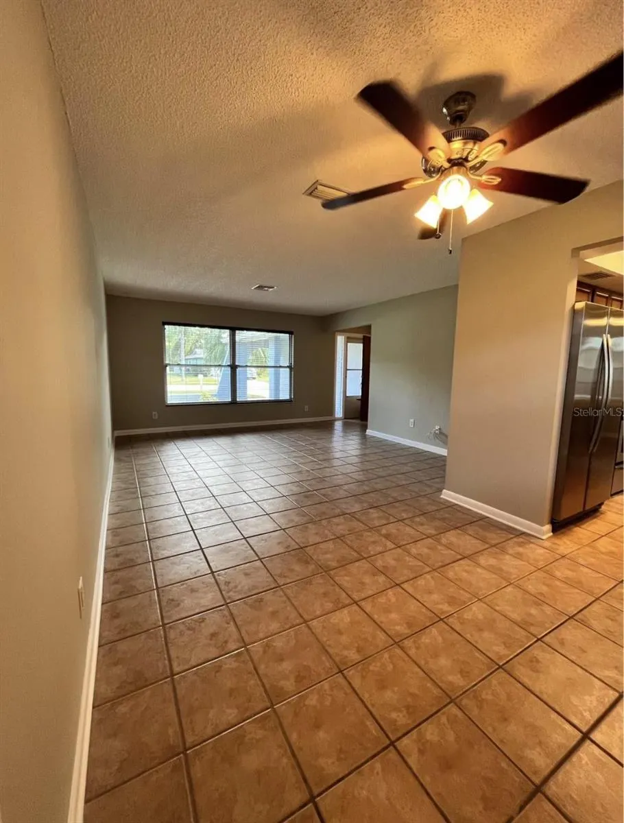 2224 WILLOW TREE TRL
