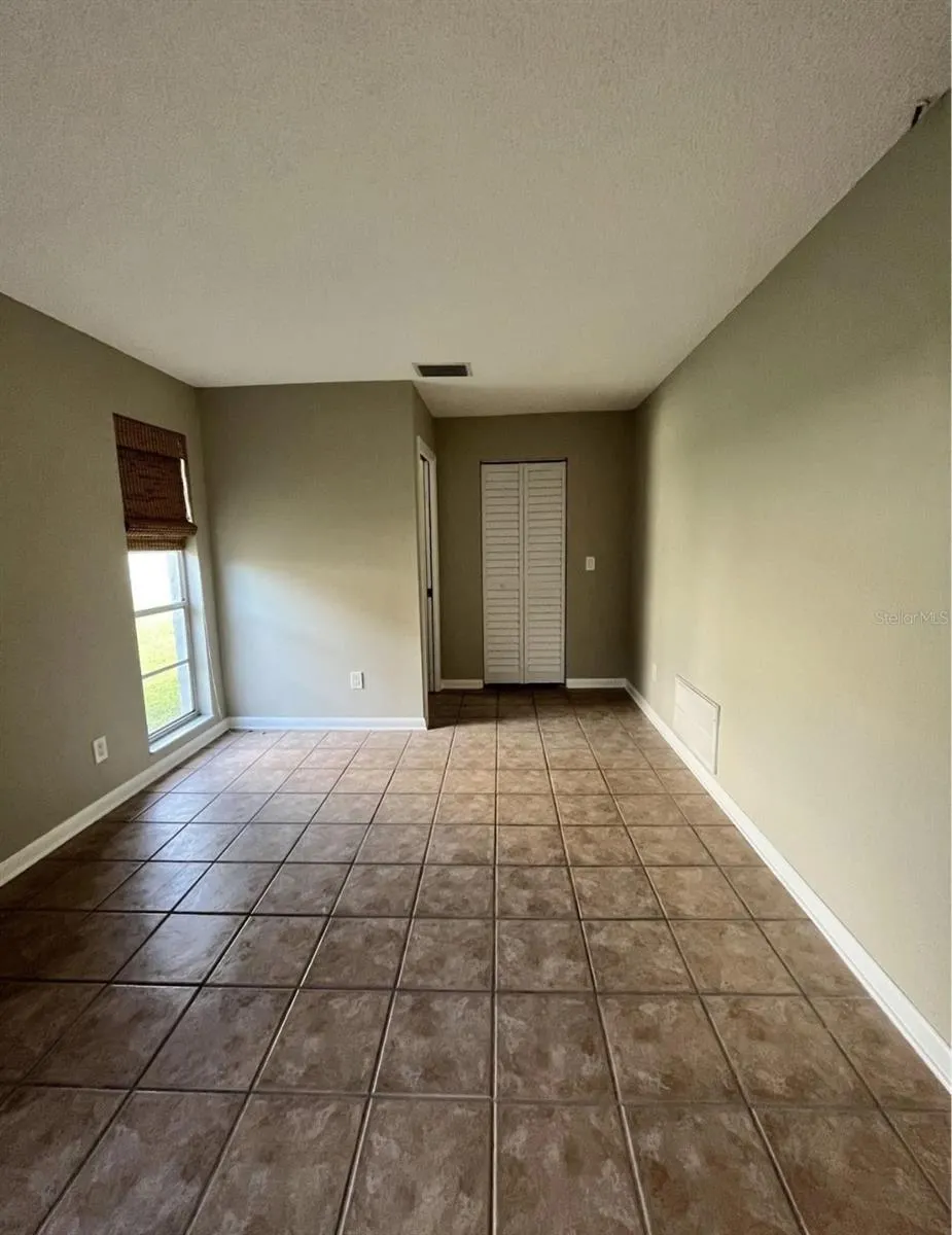 2224 WILLOW TREE TRL