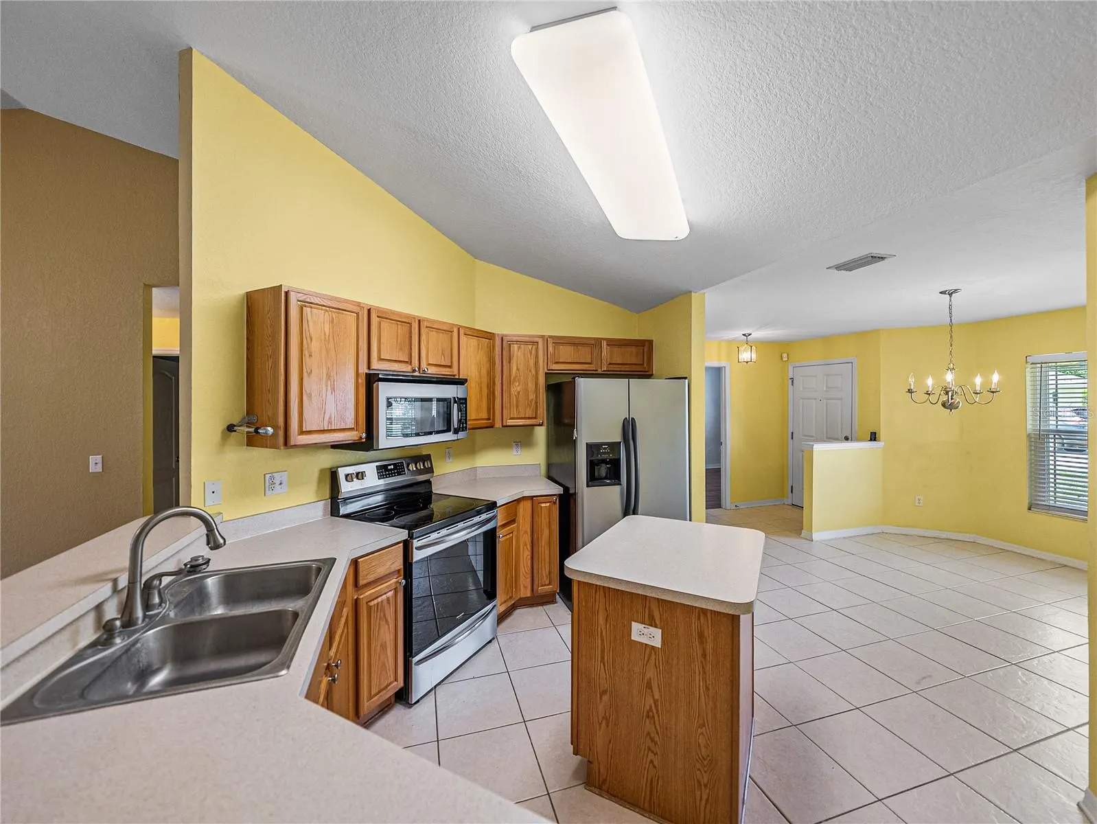 3039 FORT SOCRUM VILLAGE BLVD